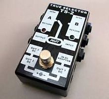 Пассивный двухканальный коммутатор (селектор)TS-2 TRUE SELECTOR